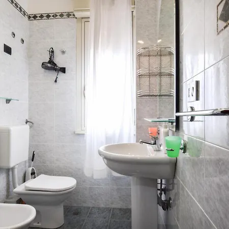 2 Bedroom Beautiful In *